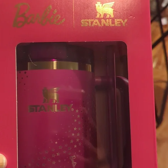 New in box Stanley 40oz Barbie Collection - Picture 2 of 7